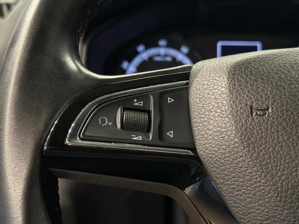 Skoda Karoq I с пробегом 2020 года, цена 1 917 000 рублей, 166273 км, внедорожник, Автокод Объявления