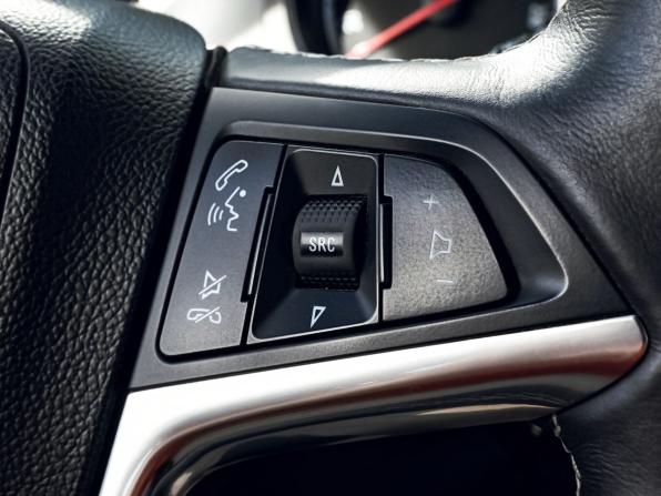 Opel Mokka I с пробегом 2014 года, цена 1 249 000 рублей, 94233 км, внедорожник, Автокод Объявления