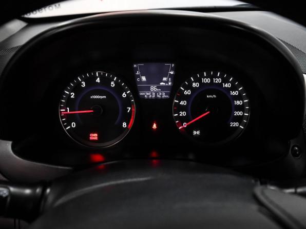 Hyundai Solaris I с пробегом 2011 года, цена 699 000 рублей, 253123 км, седан, Автокод Объявления