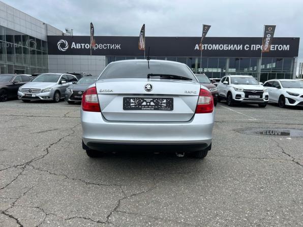 Skoda Rapid I с пробегом 2016 года, цена 639 000 рублей, 300829 км, лифтбек, Автокод Объявления