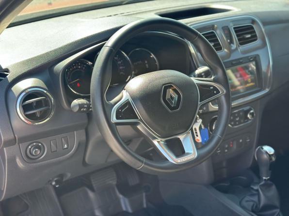 Renault Sandero II Рестайлинг с пробегом 2018 года, цена 1 430 000 рублей, 44297 км, хэтчбек, Автокод Объявления