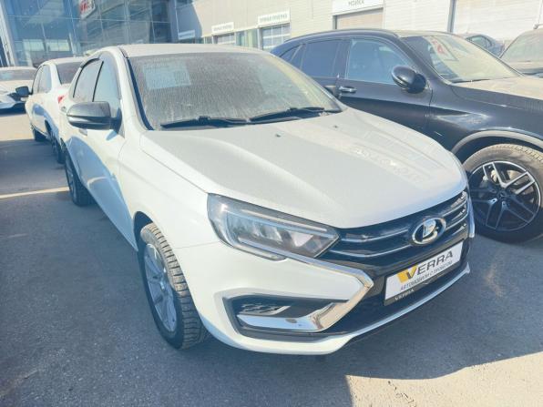 Lada (ВАЗ) Vesta I Рестайлинг (NG) с пробегом 2024 года, цена 1 077 000 рублей, 54000 км, седан, Автокод Объявления