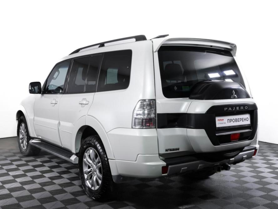 Mitsubishi Pajero IV Рестайлинг 2 Москва  - изображение 8