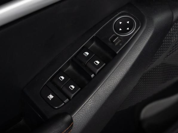 Kia Seltos I Рестайлинг с пробегом 2023 года, цена 2 450 000 рублей, 18172 км, внедорожник, Автокод Объявления