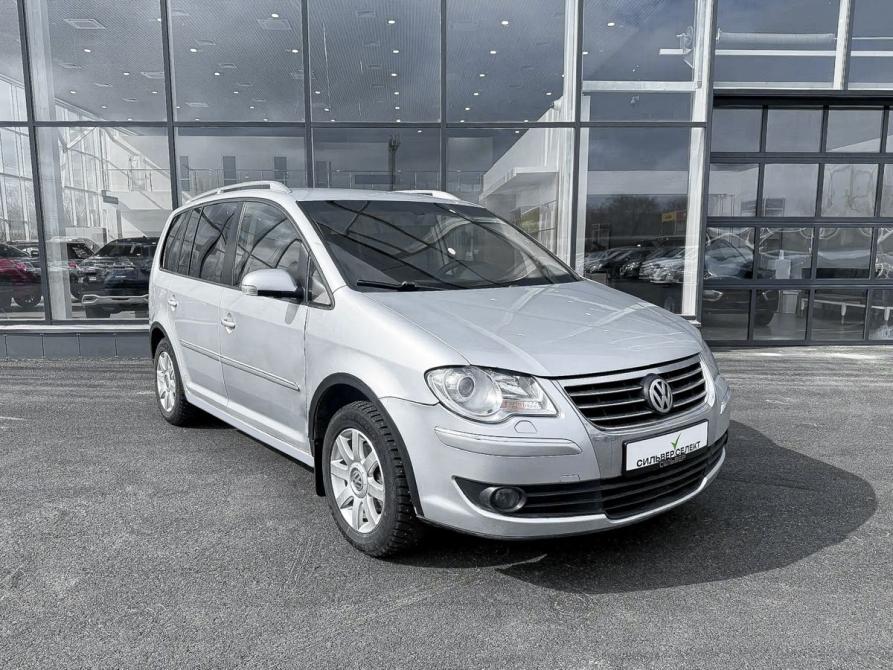 Volkswagen Touran I Рестайлинг Курган  - изображение 4