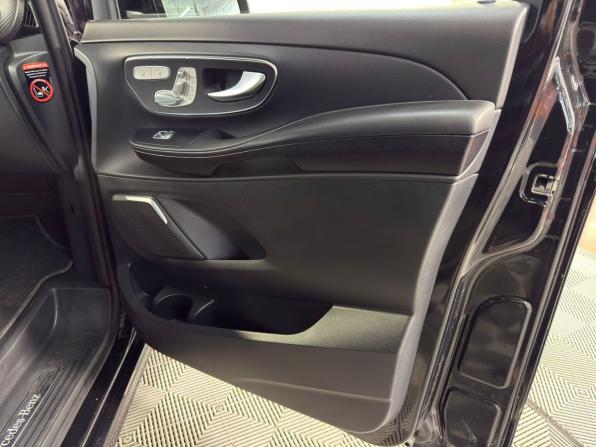 Mercedes-Benz V-Класс III (W447) Рестайлинг с пробегом 2021 года, цена 7 500 000 рублей, 47608 км, минивэн, Автокод Объявления
