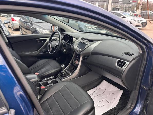 Hyundai Elantra V (MD) Рестайлинг с пробегом 2013 года, цена 998 000 рублей, 229830 км, седан, Автокод Объявления