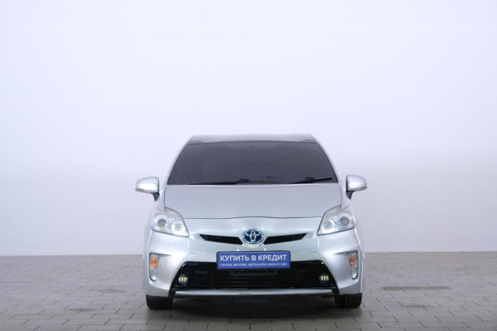 Toyota Prius III Рестайлинг (XW30) Омск  - изображение 2