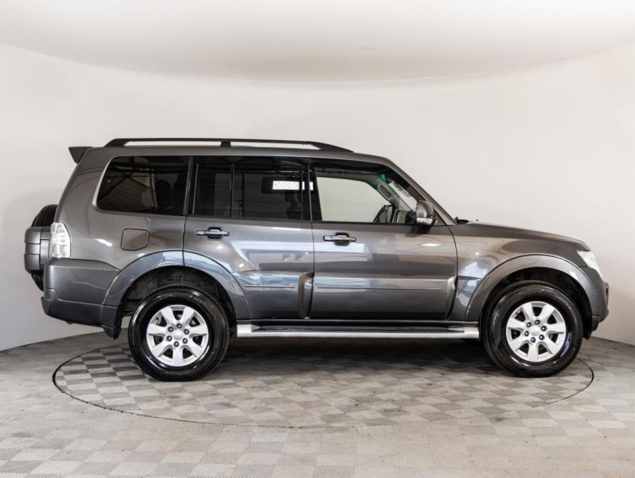 Mitsubishi Pajero IV Рестайлинг 1 Санкт-Петербург  - изображение 4