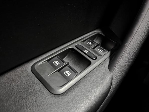 Skoda Yeti I Рестайлинг с пробегом 2016 года, цена 1 505 000 рублей, 79000 км, внедорожник, Автокод Объявления
