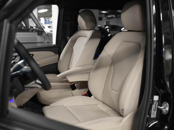Новый Mercedes-Benz V-Класс III (W447) Рестайлинг 2 2026 года, цена 15 180 000 рублей, минивэн, Автокод Объявления