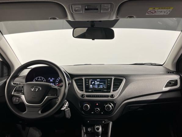 Hyundai Solaris II Рестайлинг с пробегом 2021 года, цена 1 600 000 рублей, 94058 км, седан, Автокод Объявления
