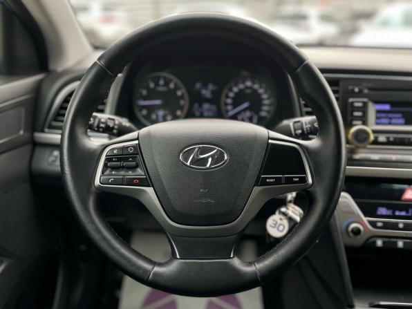 Hyundai Elantra VI (AD) с пробегом 2017 года, цена 1 270 000 рублей, 126760 км, седан, Автокод Объявления