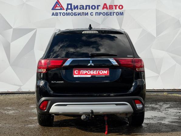 Mitsubishi Outlander III Рестайлинг 3 с пробегом 2021 года, цена 2 300 000 рублей, 165000 км, внедорожник, Автокод Объявления