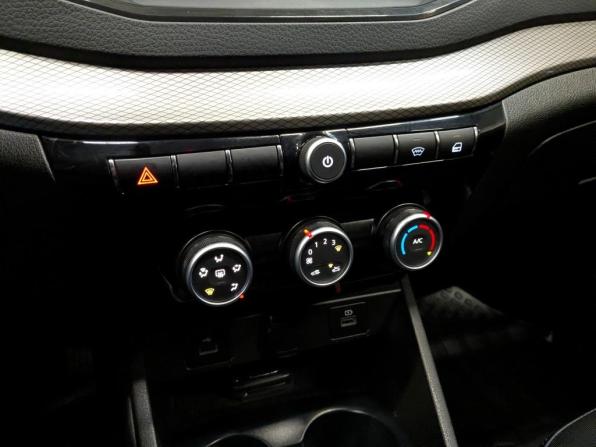 Lada (ВАЗ) Vesta I Рестайлинг (NG) с пробегом 2023 года, цена 1 250 000 рублей, 33250 км, седан, Автокод Объявления