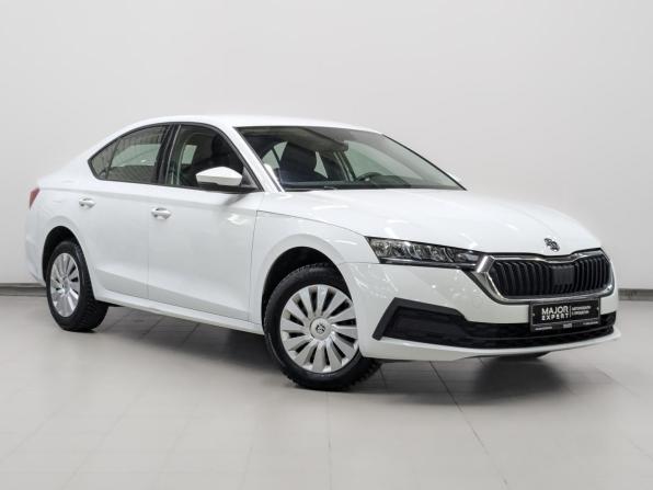 Skoda Octavia IV (A8) с пробегом 2021 года, цена 2 315 000 рублей, 81965 км, лифтбек, Автокод Объявления