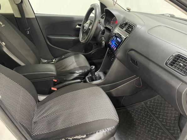 Volkswagen Polo V с пробегом 2011 года, цена 350 000 рублей, 264434 км, седан, Автокод Объявления