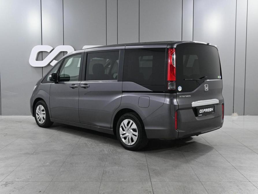 Honda Stepwgn V Рестайлинг Ростов-на-Дону  - изображение 2