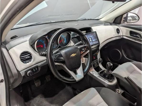 Chevrolet Cruze I с пробегом 2012 года, цена 535 000 рублей, 193852 км, хэтчбек, Автокод Объявления