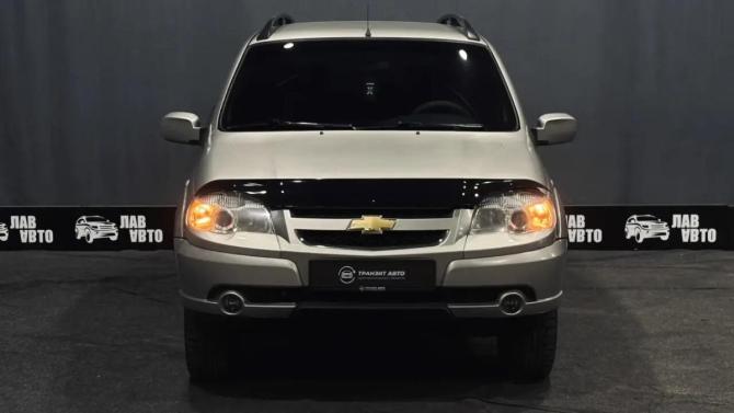 Chevrolet Niva I Рестайлинг с пробегом 2011 года, цена 499 000 рублей, 174580 км, внедорожник, Автокод Объявления