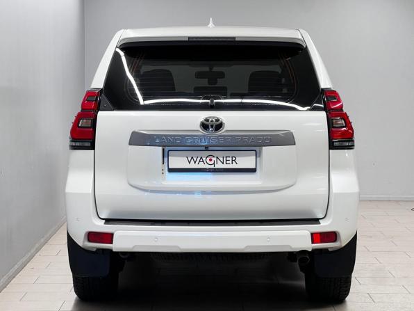 Toyota Land Cruiser Prado 150 Series Рестайлинг 2 с пробегом 2018 года, цена 4 625 000 рублей, 104270 км, внедорожник, Автокод Объявления