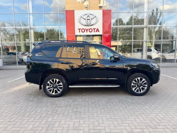 Toyota Land Cruiser Prado 150 Series Рестайлинг 3 с пробегом 2022 года, цена 5 650 000 рублей, 82400 км, внедорожник, Автокод Объявления