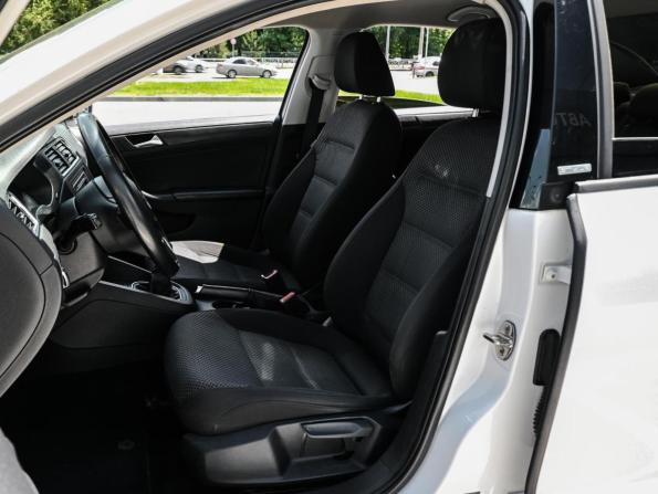 Volkswagen Jetta VI Рестайлинг с пробегом 2014 года, цена 1 040 000 рублей, 184500 км, седан, Автокод Объявления