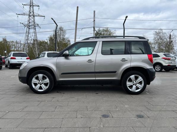 Skoda Yeti I с пробегом 2012 года, цена 1 035 000 рублей, 136864 км, внедорожник, Автокод Объявления