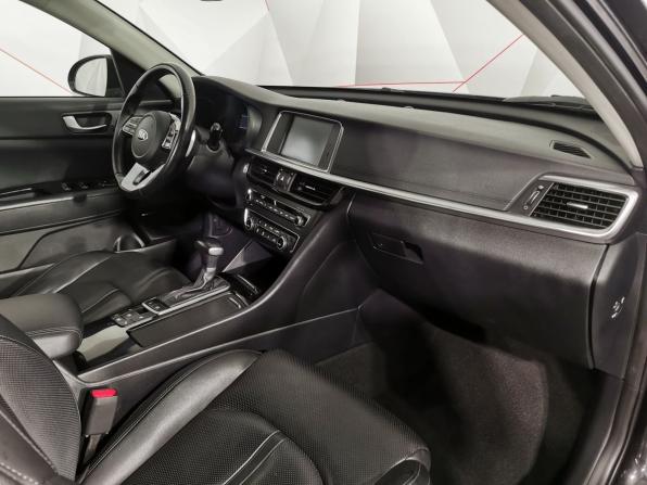 Kia Optima IV Рестайлинг с пробегом 2018 года, цена 1 595 950 рублей, 119271 км, седан, Автокод Объявления