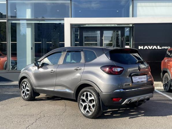Renault Kaptur I с пробегом 2018 года, цена 1 519 000 рублей, 160016 км, внедорожник, Автокод Объявления
