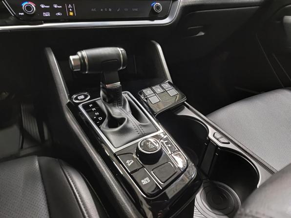 Kia Sportage V с пробегом 2022 года, цена 3 550 000 рублей, 46751 км, внедорожник, Автокод Объявления