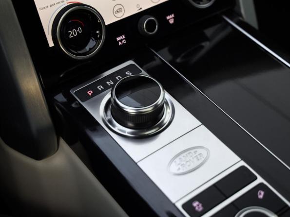 Land Rover Range Rover IV Рестайлинг с пробегом 2019 года, цена 5 870 799 рублей, 153316 км, внедорожник, Автокод Объявления
