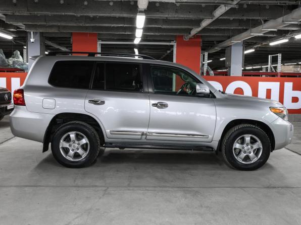 Toyota Land Cruiser 200 Series Рестайлинг 1 с пробегом 2012 года, цена 4 398 000 рублей, 138379 км, внедорожник, Автокод Объявления