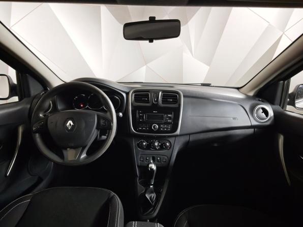 Renault Logan II с пробегом 2018 года, цена 655 000 рублей, 191622 км, седан, Автокод Объявления