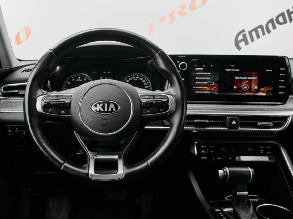 Kia K5 III с пробегом 2021 года, цена 2 335 000 рублей, 79606 км, седан, Автокод Объявления
