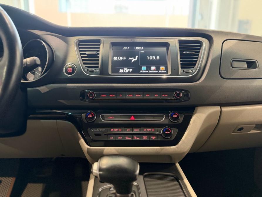 Kia Carnival III Москва  - изображение 17