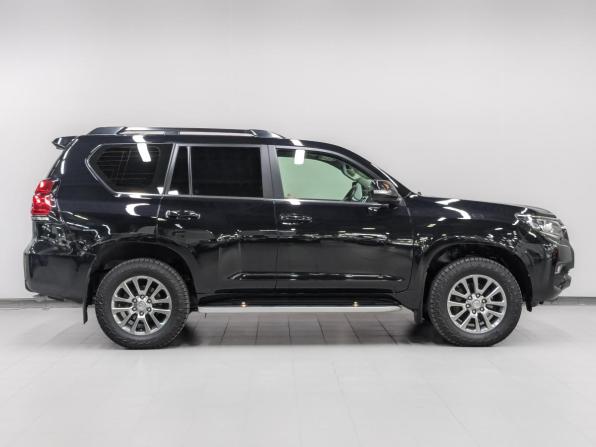 Toyota Land Cruiser Prado 150 Series Рестайлинг 2 с пробегом 2019 года, цена 4 800 000 рублей, 165000 км, внедорожник, Автокод Объявления
