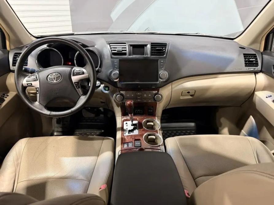 Toyota Highlander II (XU40) Рестайлинг Пермь  - изображение 16
