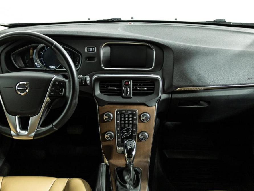 Volvo V40 Cross Country I Рестайлинг Санкт-Петербург  - изображение 15