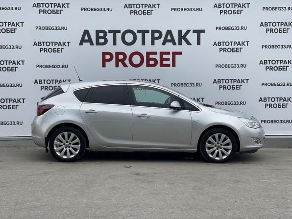 Opel Astra J с пробегом 2011 года, цена 580 000 рублей, 217000 км, хэтчбек, Автокод Объявления