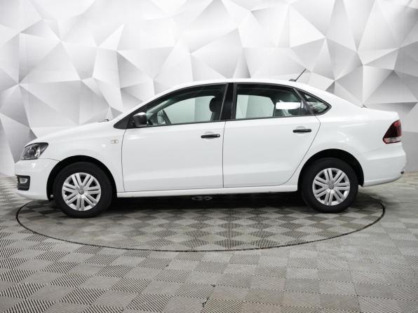 Volkswagen Polo V Рестайлинг с пробегом 2018 года, цена 1 042 000 рублей, 126300 км, седан, Автокод Объявления