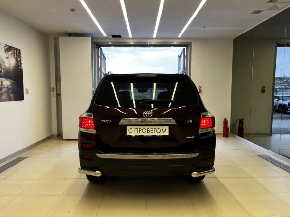 Toyota Highlander II (XU40) Рестайлинг с пробегом 2012 года, цена 2 300 000 рублей, 162030 км, внедорожник, Автокод Объявления