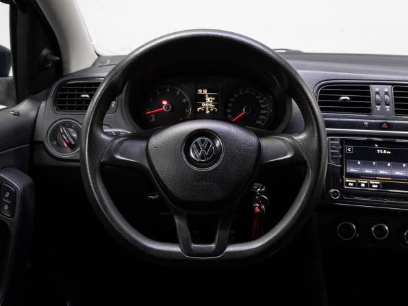Volkswagen Polo V Рестайлинг с пробегом 2016 года, цена 829 000 рублей, 134538 км, седан, Автокод Объявления