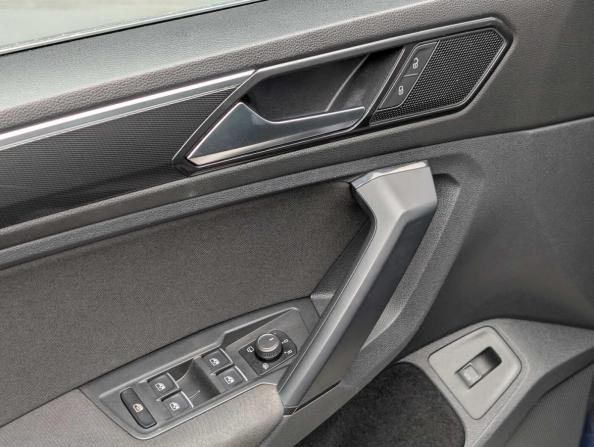 Volkswagen Tiguan II с пробегом 2017 года, цена 2 349 000 рублей, 122033 км, внедорожник, Автокод Объявления