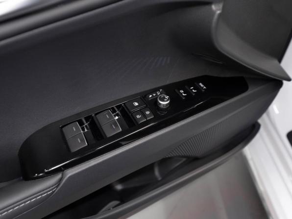 Toyota Camry IX (XV80) China Market с пробегом 2025 года, цена 4 130 000 рублей, 50 км, седан, Автокод Объявления