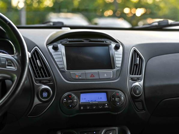 Hyundai ix35 I Рестайлинг с пробегом 2014 года, цена 1 399 000 рублей, 127973 км, внедорожник, Автокод Объявления