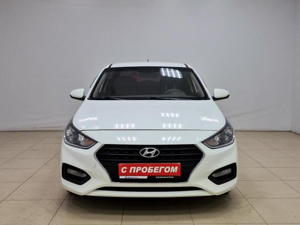 Hyundai Solaris II с пробегом 2017 года, цена 1 090 000 рублей, 207747 км, седан, Автокод Объявления