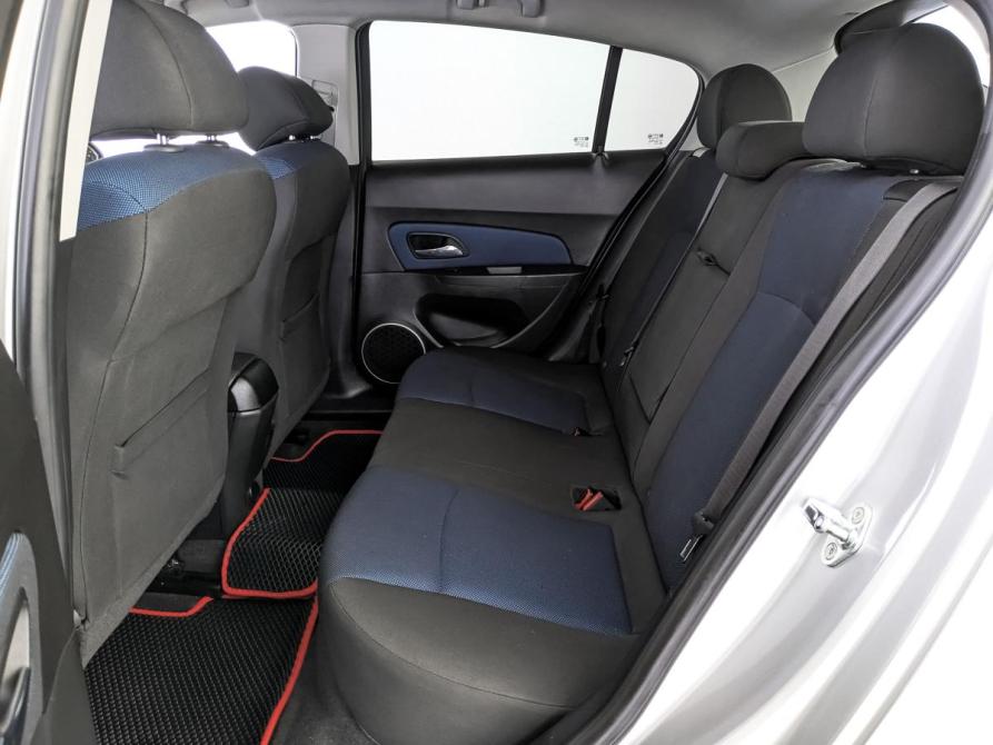 Chevrolet Cruze I Рестайлинг Москва  - изображение 12
