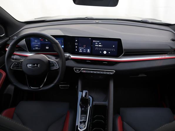 Geely Coolray I Рестайлинг с пробегом 2024 года, цена 2 230 000 рублей, 14173 км, внедорожник, Автокод Объявления