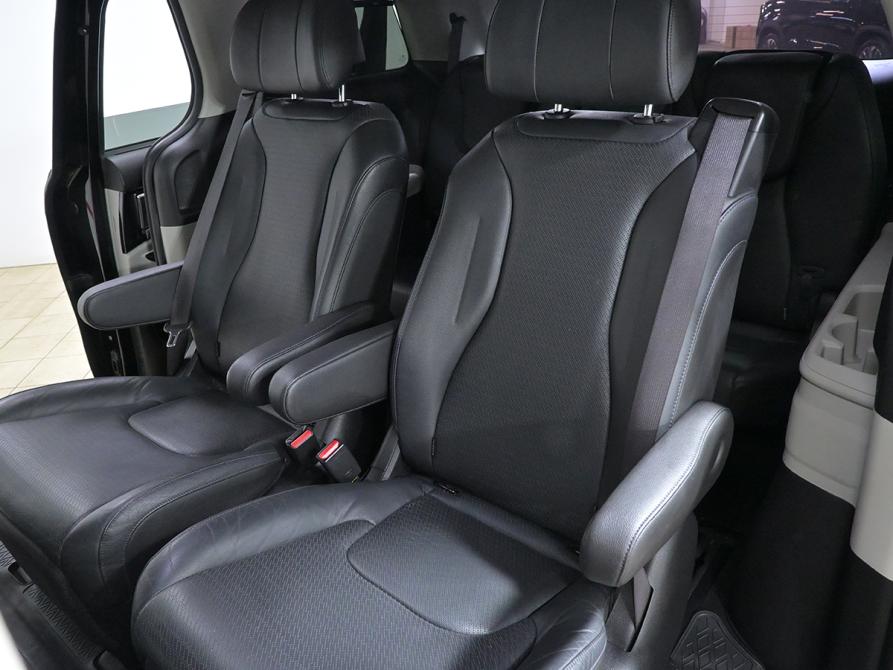 Kia Carnival IV Москва  - изображение 20